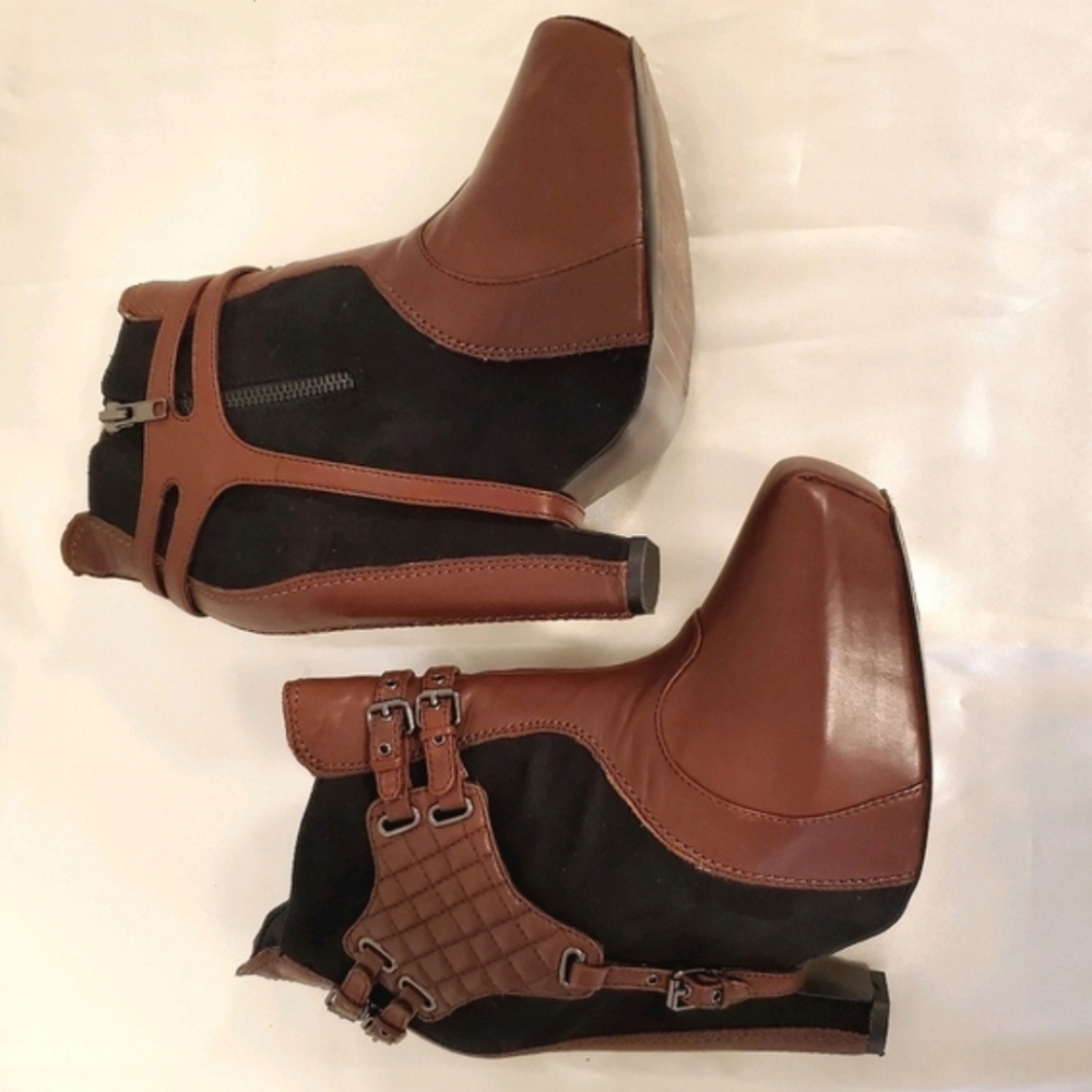 Sam Edelman Brown & Black Buckle Harness Zoe Leather Suede Wedge Ankle Boots sz9 - Picture 10 of 15